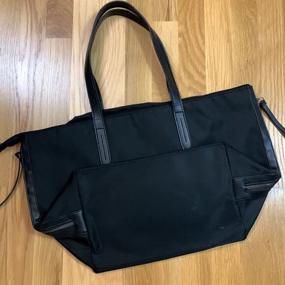 BOTKIER Black tote bag zip top zip/slip interior pockets decorative side zips - Picture 14 of 15